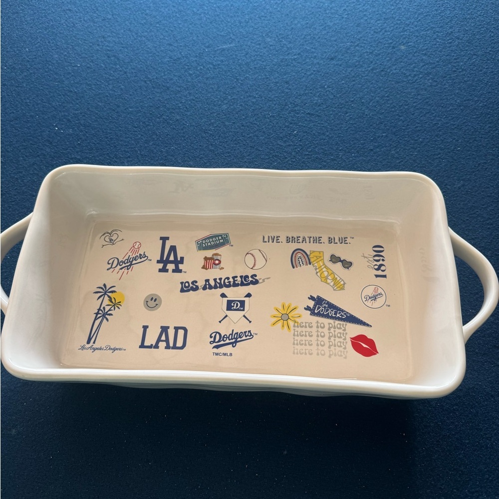 Los Angeles Dodgers Ceramic Baking Dish- fun and functional! Great size/ iconic💙